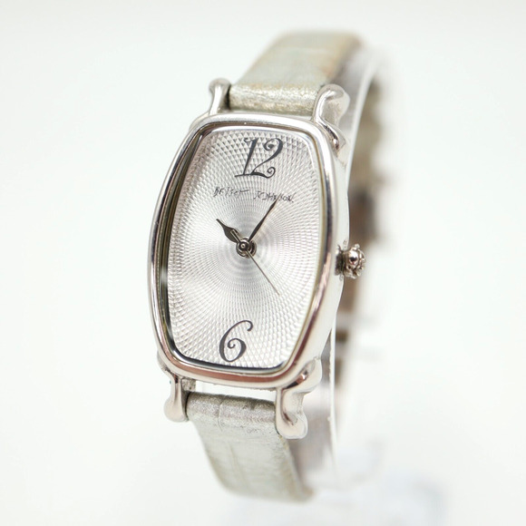 Betsey Johnson Womens Silver Tone Watch 20mm Oval Dial Leather Strap New Battery - Picture 1 of 16